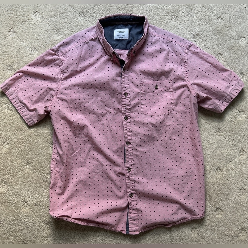 Level Ten Men’s Short Sleeve Button Down in Pink with Polka Dots